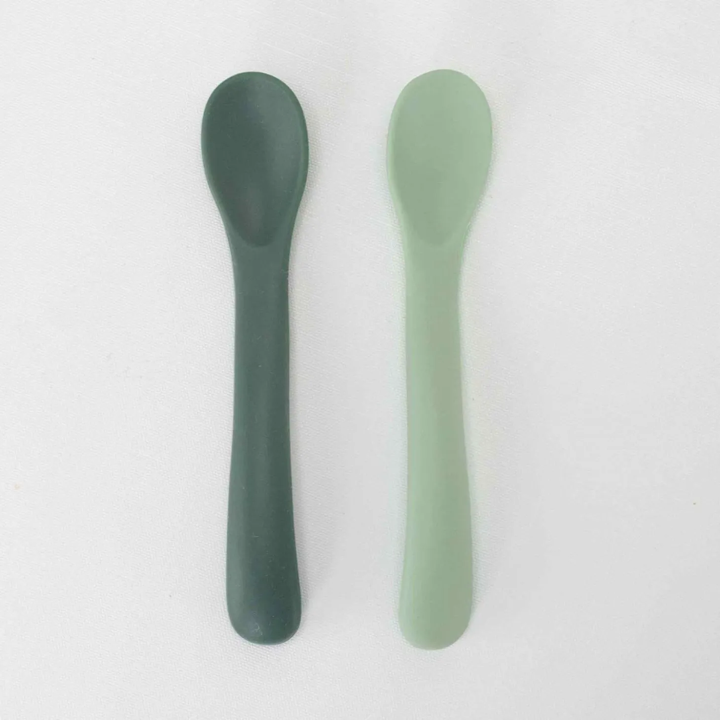 Trois Kilos Sept Lot de 2 Cuillières Silicone Sauge / Sapin