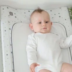 Trois Kilos Sept                    Matelas à langer + Housse Martin Et Ses Copains    Blanc Et Gris