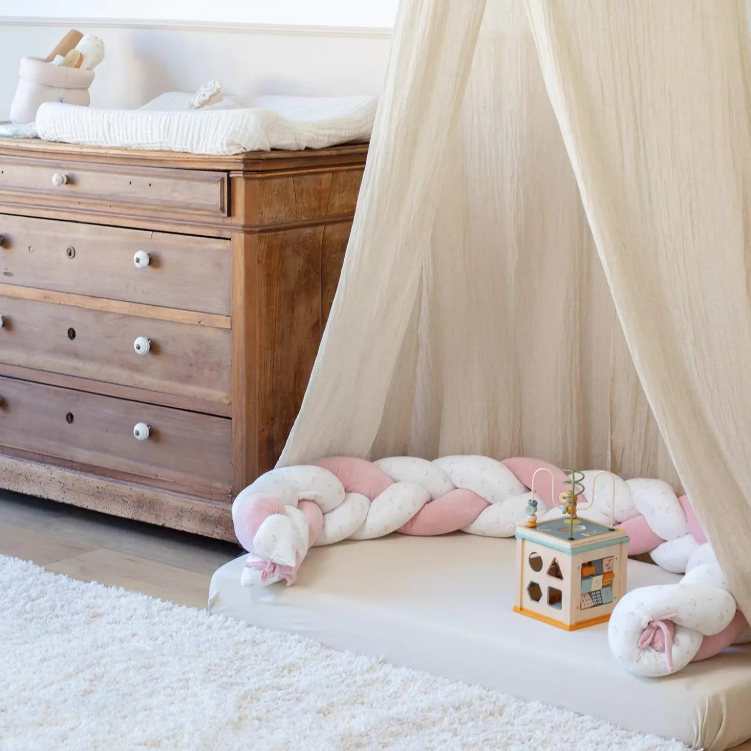Trois Kilos Sept Tresse décorative Rose 200 cm