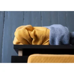 Vox                    Couverture tricotée PURE
